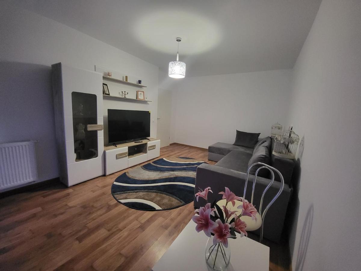 Apartament C&L Brasov Exterior photo