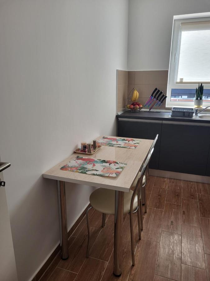 Apartament C&L Brasov Exterior photo